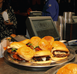 Hamburgers at the Burger Joint (Photo: Luis Gomez)