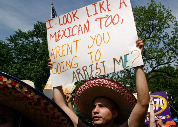 Luis Gomez Photos immigration rally White House Protest Borderstan